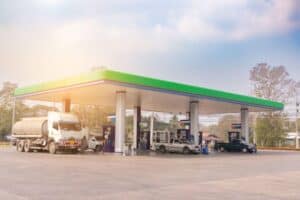 The Hidden Economics of Idle Space in Gas Stations and How to Turn It Into Revenue